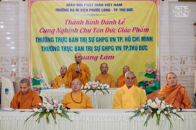 Đoàn 2 - Ban Trị sự GHPGVN TP.HCM thăm hạ trường Ni viện Phước Long