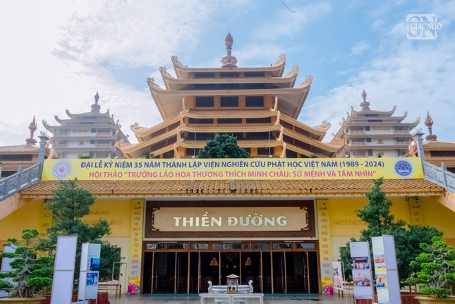 Thiền đường pháp viện Minh Đăng Quang, nơi sẽ diễn ra Lễ kỷ niệm 35 năm thành lập Viện Nghiên cứu Phật học VN, hội thảo về Trưởng lão Hòa thượng Thích Minh Châu và hội thảo về giao lưu văn hóa Việt - Ấn