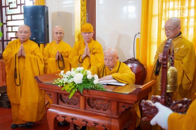 Đôi dòng phân ưu cùng Ban Tổ chức Lễ tang và môn đồ đệ tử