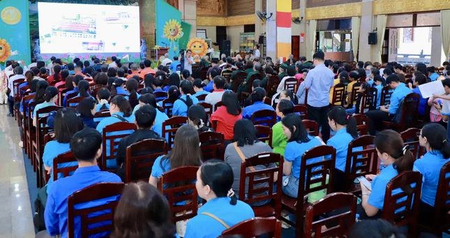 Hội thi do Ban Dân vận Thành ủy chủ trì phối hợp với Ban Tuyên giáo Thành ủy, Ban Trị sự Phật giáo, Ban Đoàn kết Công giáo TP.Thủ Đức tổ chức với 156 thí sinh hưởng ứng tham gia