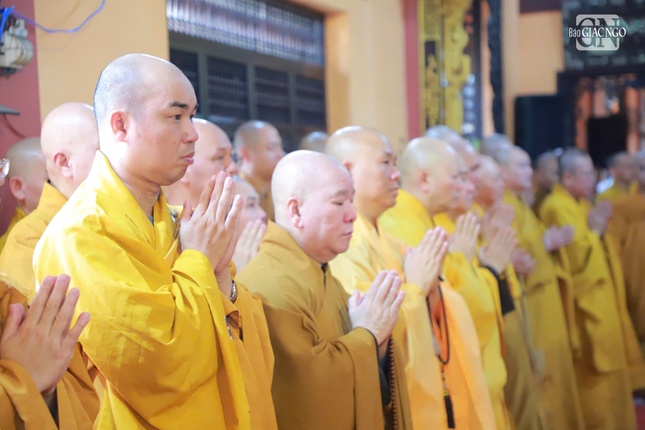 Nhất tâm cầu nguyện