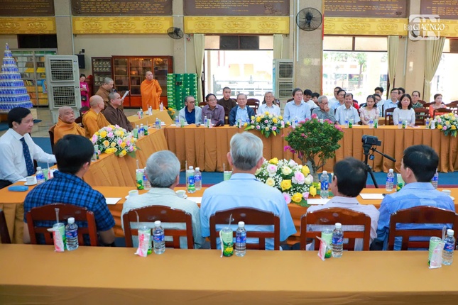 Buổi họp mặt là một sự kiện ý nghĩa, thể hiện sự gắn bó giữa văn học và Phật giáo, giữa tri thức và tâm linh