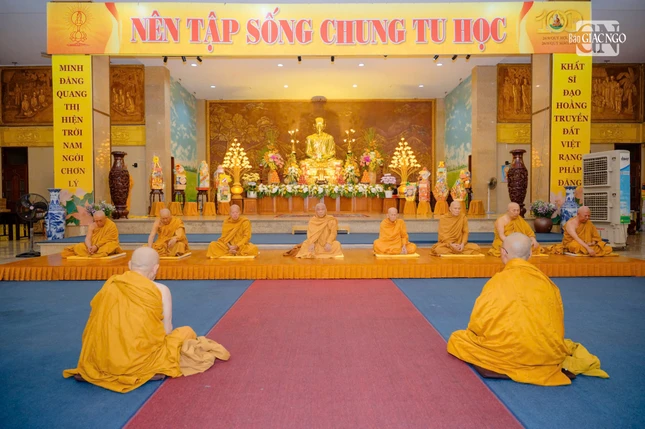 Chư tôn giáo phẩm Thường trực hệ phái Khất sĩ