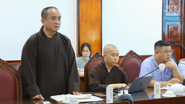 Thượng toạ Thích Tâm Hải phát biểu Thượng toạ Thích Tâm Hải phát biểu