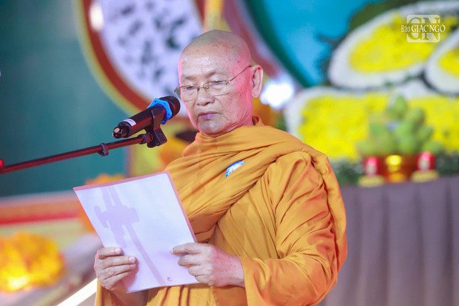Trưởng lão Hòa thượng Viên Minh, Phó Pháp chủ Hội đồng Chứng minh tuyên đọc Thông điệp Phật đản Phật lịch 2569 của Đức Pháp chủ GHPGVN