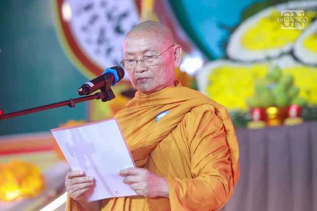 Trưởng lão Hòa thượng Viên Minh, Phó Pháp chủ Hội đồng Chứng minh tuyên đọc Thông điệp Phật đản Phật lịch 2569 của Đức Pháp chủ GHPGVN