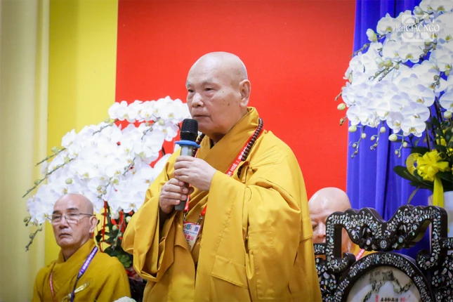 Trưởng lão Hòa thượng Thích Thiện Nhơn đạo từ tại buổi lễ