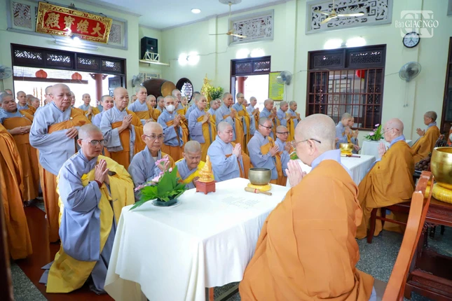 Ni viện Vạn Hạnh - trường hạ tại chỗ có số lượng hành giả đông nhất với 123 vị an cư