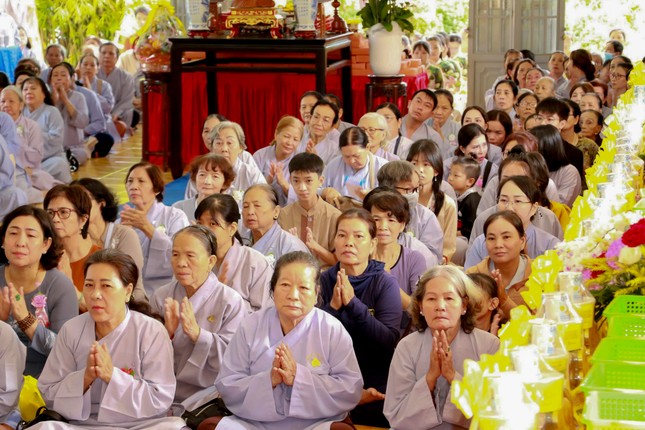 Phật tử tham dự Phật tử tham dự