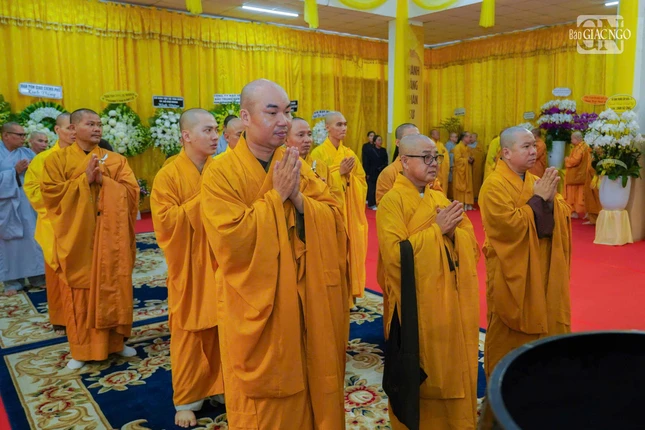 Ban Chủ nhiệm Lớp Sơ cấp Phật học Tân Bình Ban Chủ nhiệm Lớp Sơ cấp Phật học Tân Bình