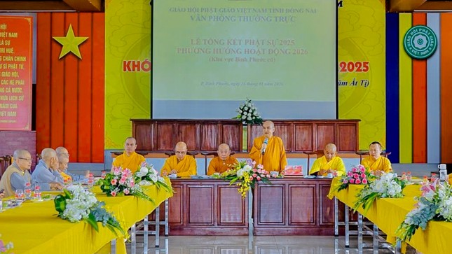 Chư tôn đức thảo luận nhiều hoạt động Phật sự được triển khai trong thời gian tới