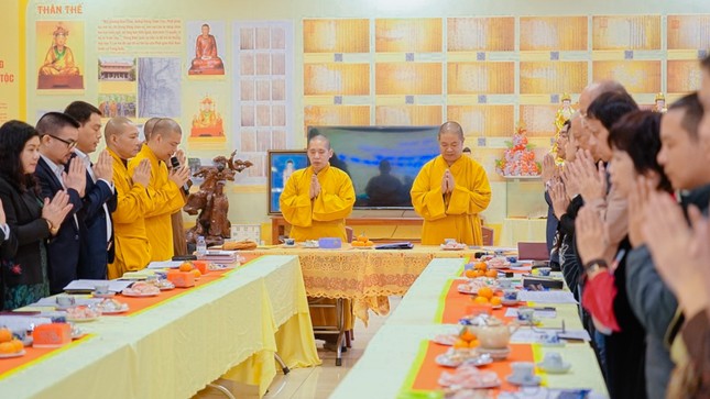 Niệm Phật cầu gia hộ