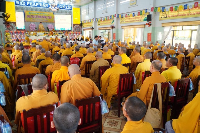 Quang cảnh hội nghị