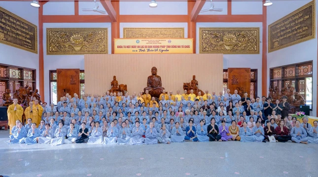 Lưu niệm khai giảng khóa tu Một ngày an lạc do Ban Hoằng pháp GHPGVN tỉnh Đồng Nai tổ chức Lưu niệm khai giảng khóa tu Một ngày an lạc do Ban Hoằng pháp GHPGVN tỉnh Đồng Nai tổ chức