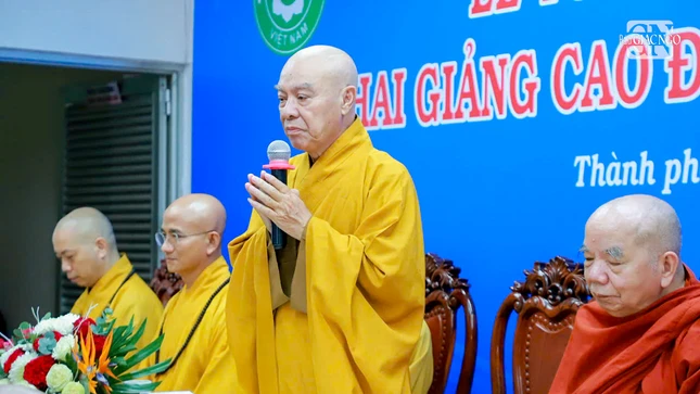 Hòa thượng Thích Nhựt Hỷ đạo từ