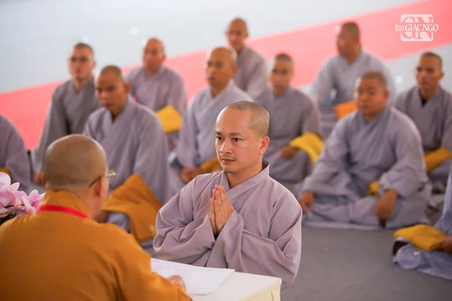 Khảo hạch giới tử thọ giới Tỳ-kheo tại điểm truyền giới tổ đình Phi Lai