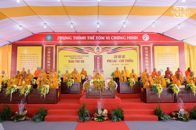 Niệm Phật cầu gia hộ