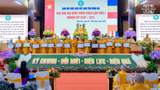 ...có thành tích đóng góp tích cực cho các hoạt động của Phật giáo tỉnh nhà