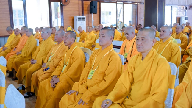 Chư Tăng tham dự