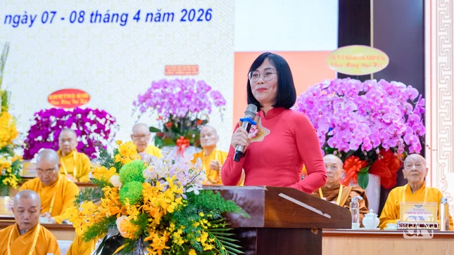 Bà Nguyễn Thị Hoàng, Tỉnh ủy viên, Phó Chủ tịch UBND tỉnh Đồng Nai phát biểu tại đại hội