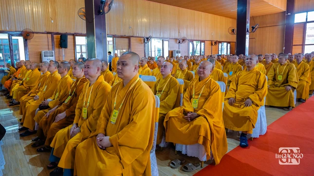 Chư Tăng tham dự