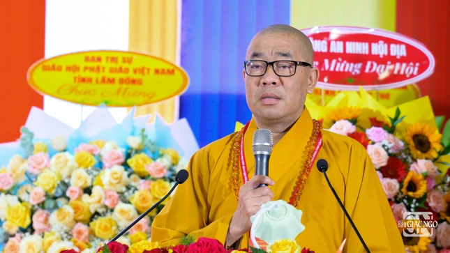 Thượng tọa Thích Quảng Lộc trình danh sách nhân sự tham gia Ban Trị sự GHPGVN tỉnh Đồng Tháp nhiệm kỳ mới