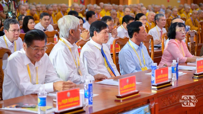 Lãnh đạo chính quyền các cấp