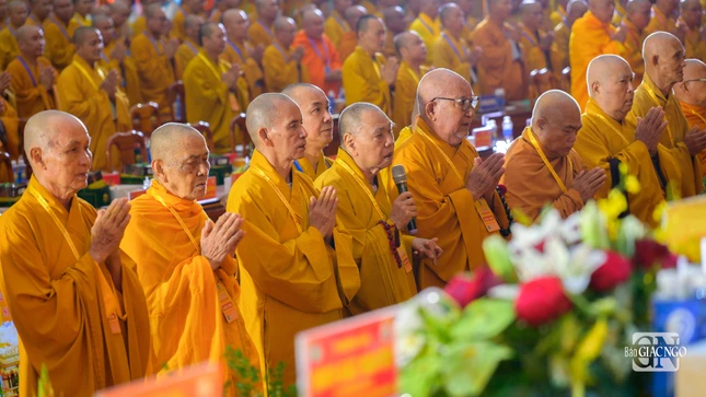 Niệm Phật cầu gia bị