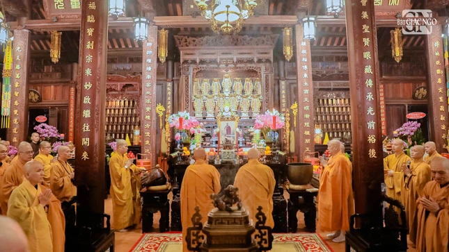 Trang nghiêm khóa lễ tưởng niệm