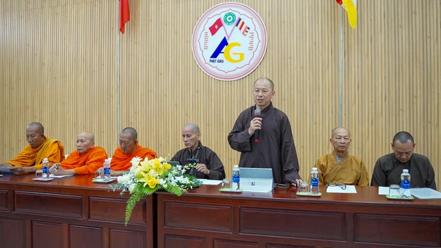 Thượng tọa Thích Minh Nhẫn, Phó ban Thường trực Ban Trị sự tỉnh triển khai các hoạt động Phật sự của tỉnh trong thời gian tới Thượng tọa Thích Minh Nhẫn, Phó ban Thường trực Ban Trị sự tỉnh triển khai các hoạt động Phật sự của tỉnh trong thời gian tới