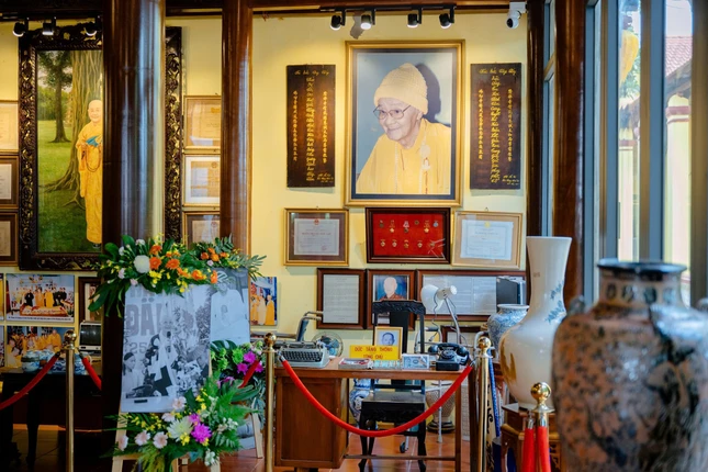 Không gian lưu niệm kỷ vật của Trưởng lão Hòa thượng Thích Huệ Thành tại tổ đình Long Thiền