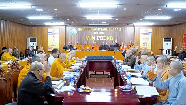 Chư tôn đức thảo luận, biểu quyết thông qua nhiều nội dung quan trọng