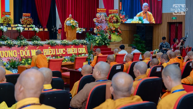 Lắng nghe Trưởng lão Hòa thượng Thích Huệ Tài chia sẻ