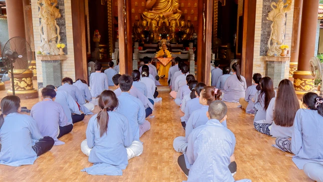 Pháp thoại do Thượng tọa Thích Minh Hải, trụ trì chùa Hội Tôn chia sẻ