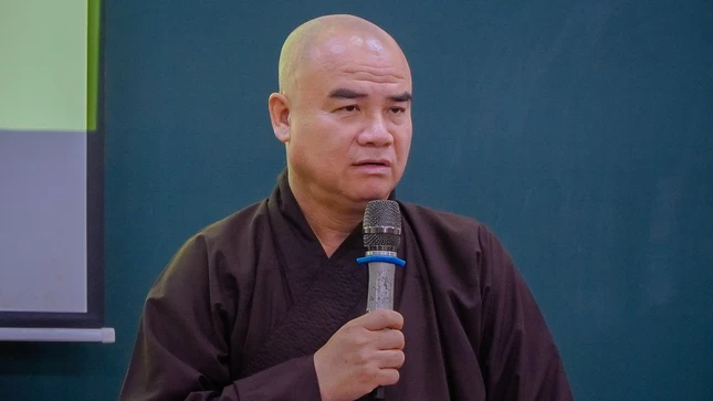Thượng tọa Thích Tĩnh Triệt, Trưởng ban Trị sự GHPGVN tỉnh Đồng Tháp chủ tọa phiên họp
