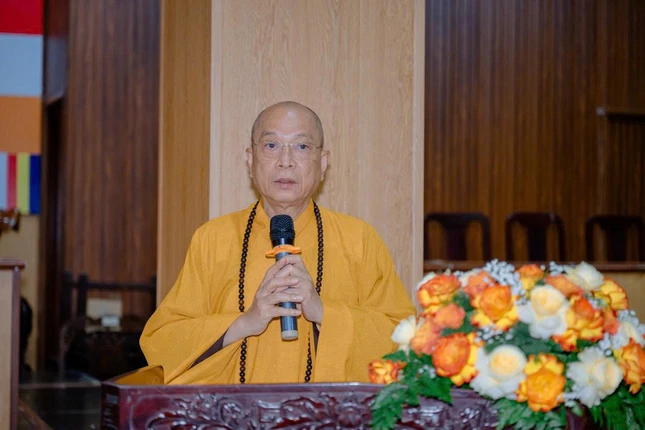 Thượng tọa Thích Huệ Khai phát biểu khai mạc Thượng tọa Thích Huệ Khai phát biểu khai mạc