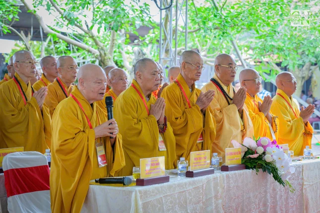 Niệm Phật cầu gia bị