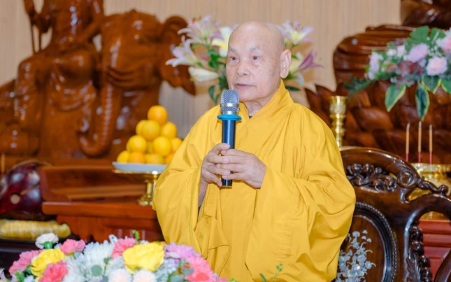 Trưởng lão Hòa thượng Thích Thiện Nhơn đạo từ tại buổi lễ Trưởng lão Hòa thượng Thích Thiện Nhơn đạo từ tại buổi lễ
