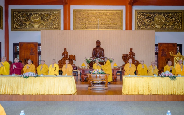 Niệm phật cầu gia bị Niệm phật cầu gia bị