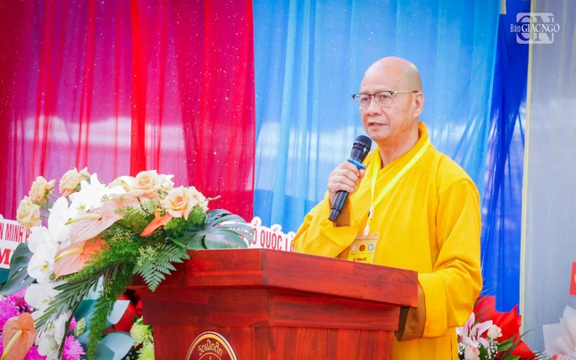 Thượng tọa Thích Minh Quang phát biểu khai mạc Thượng tọa Thích Minh Quang phát biểu khai mạc