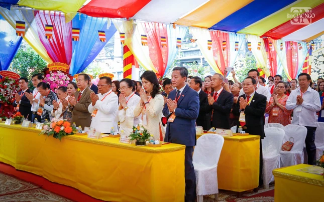 Đại biểu tham dự Đại biểu tham dự