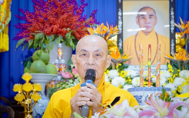 Trưởng lão Hòa thượng Thích Phước Thông đạo từ