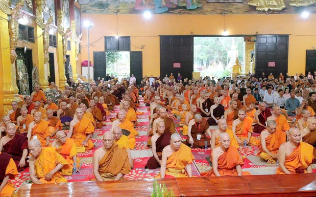 Chư Tăng hệ phái Nam tông Kinh mãn hạ