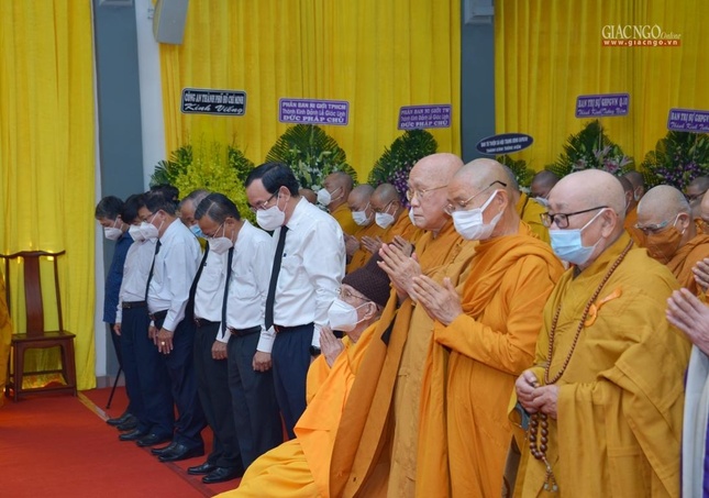 Lắng lòng hướng về Tổ đình Viên Minh tiễn biệt bậc long tượng của Giáo hội