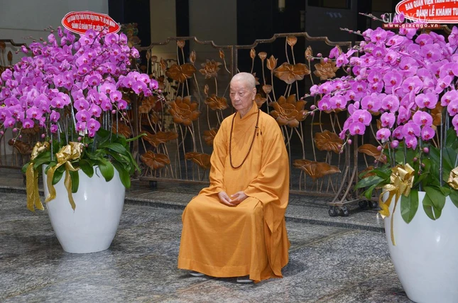 Đức Trưởng lão Hòa thượng Quyền Pháp chủ đã có lời sách tấn chư tôn đức