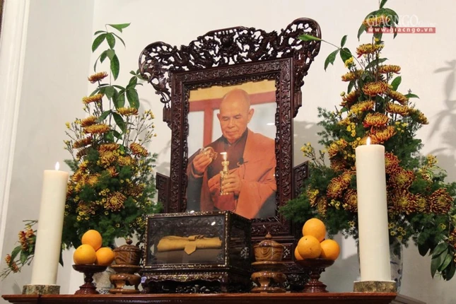 Di ảnh và y hậu của Thiền sư Thích Nhất Hạnh