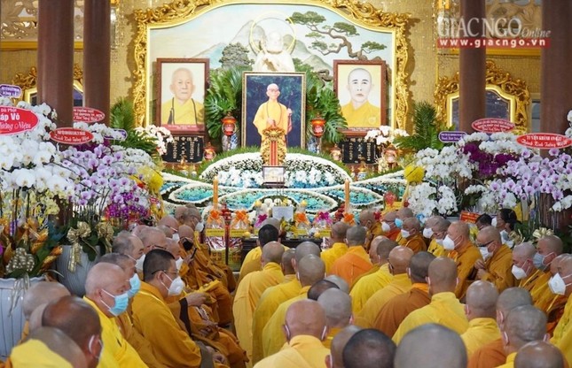 Lắng lòng tưởng niệm tròn 8 năm bậc thầy mô phạm của bao thế hệ Tăng Ni khuất bóng