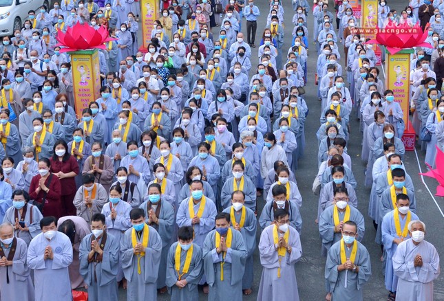 Đông đảo Phật tử các đạo tràng về tham dự Đông đảo Phật tử các đạo tràng về tham dự