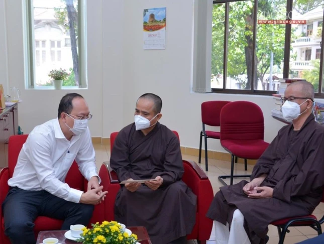 Tại buổi thăm, ông Phó Bí thư Thành ủy đã có những trao đổi, góp ý thân tình cùng Ban Biên tập Báo Giác Ngộ