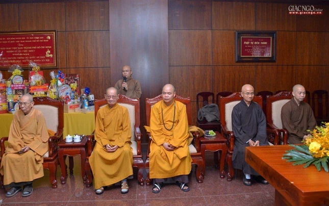 Chư tôn đức đại diện BTS Phật giáo TP.HCM đón tiếp phái đoàn Chư tôn đức đại diện BTS Phật giáo TP.HCM đón tiếp phái đoàn